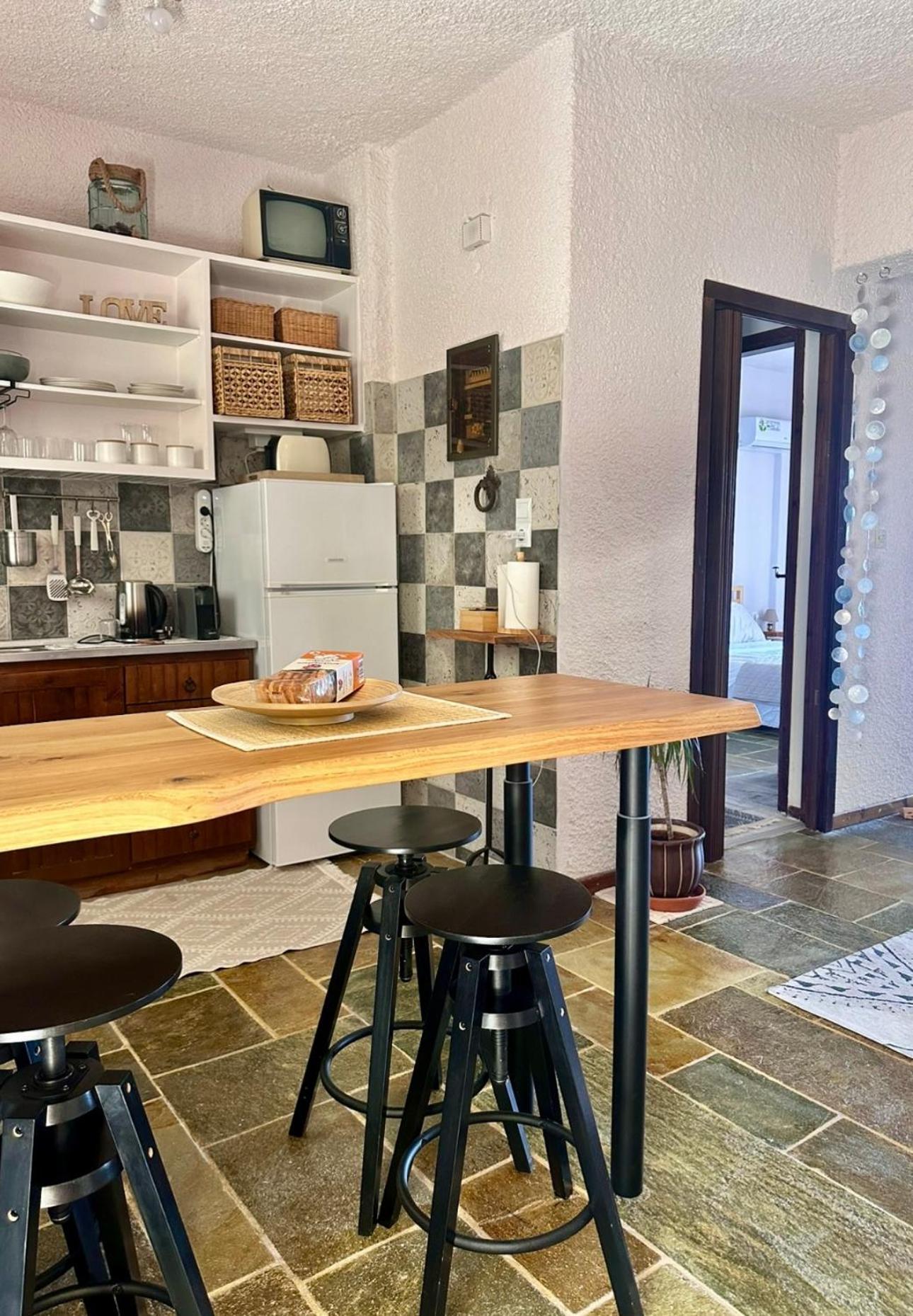 Seaterra Boutique Suite كالاموس المظهر الخارجي الصورة